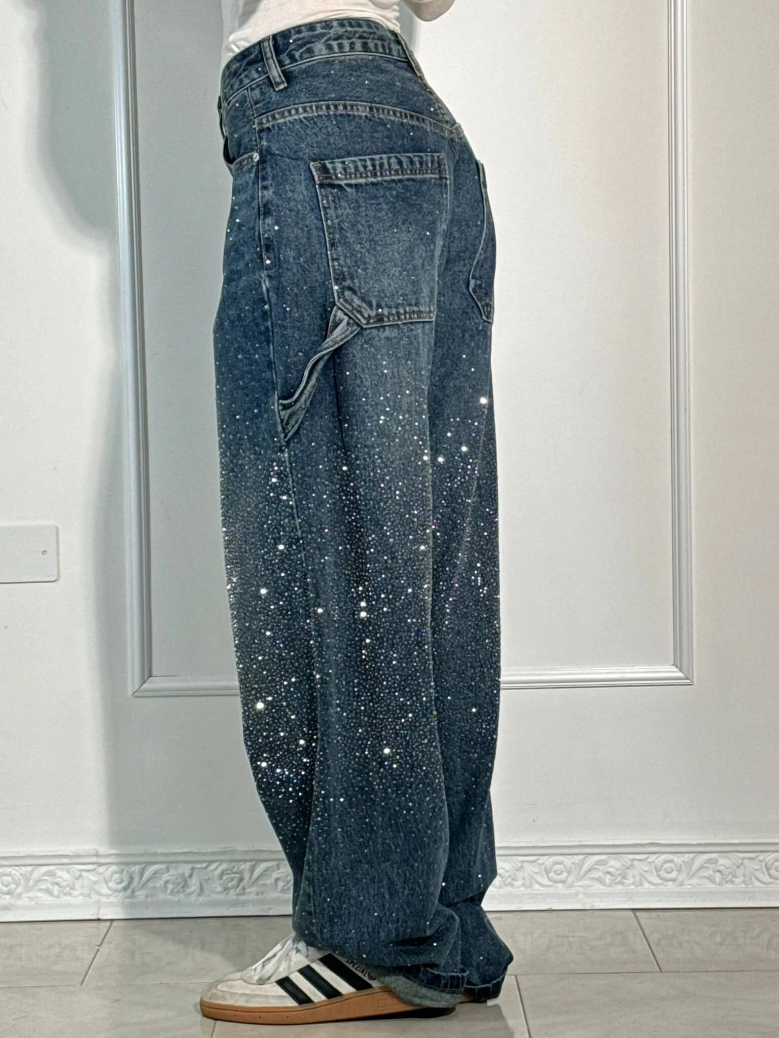 Isabelle | Pantalon taille haute à jambes larges et poches à boutons