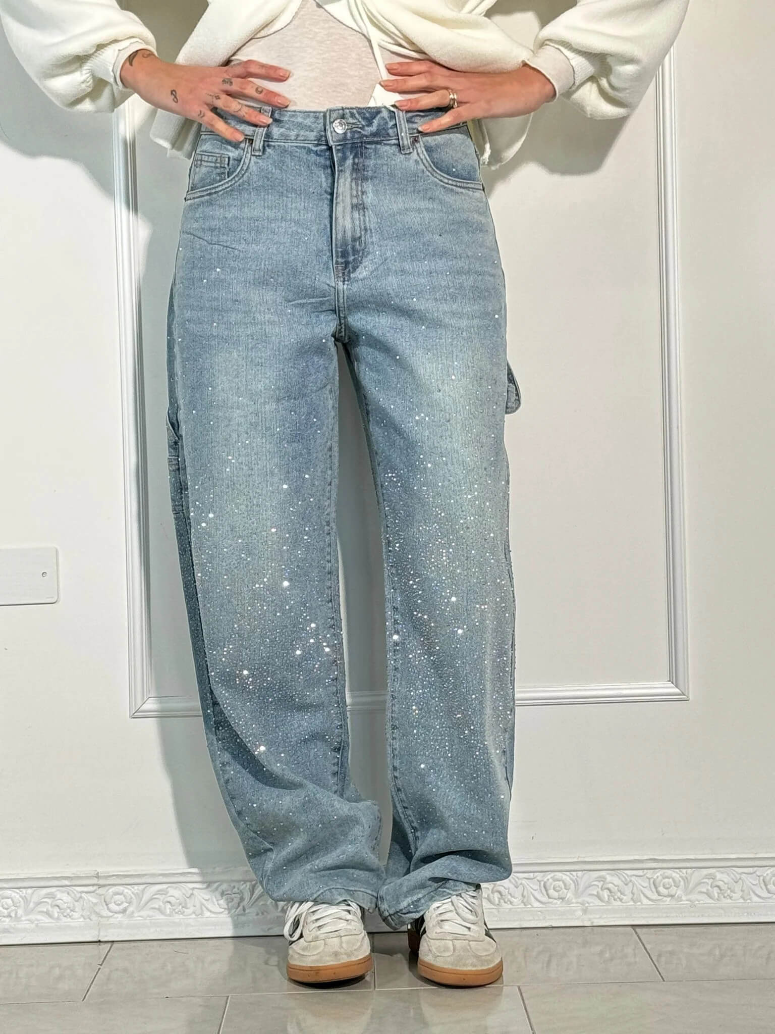 Isabelle | Pantalon taille haute à jambes larges et poches à boutons